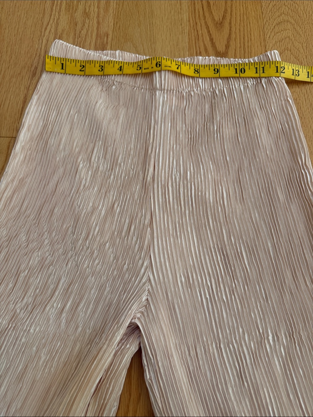 New! Commense small champagne crinkle halter top and wide leg pants set. - Picture 12 of 12